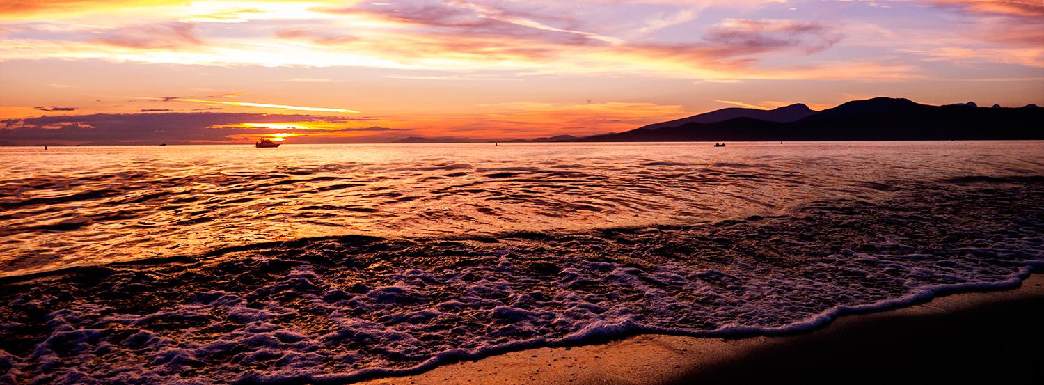 Wreck Beach Sunset